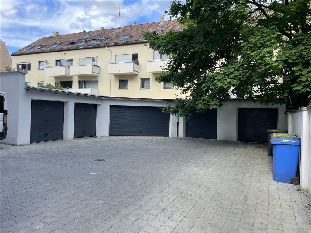 Werthaltig & vollvermietet: Kernsaniertes Mehrfamilienhaus für Anleger