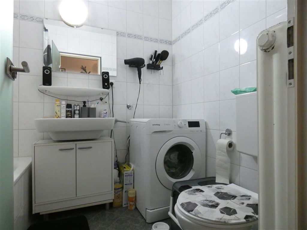 Zentrale Gelegenheit mit Potenzial – Charmante 1-Zimmer-Wohnung mit separater Küche im Herzen von Stein