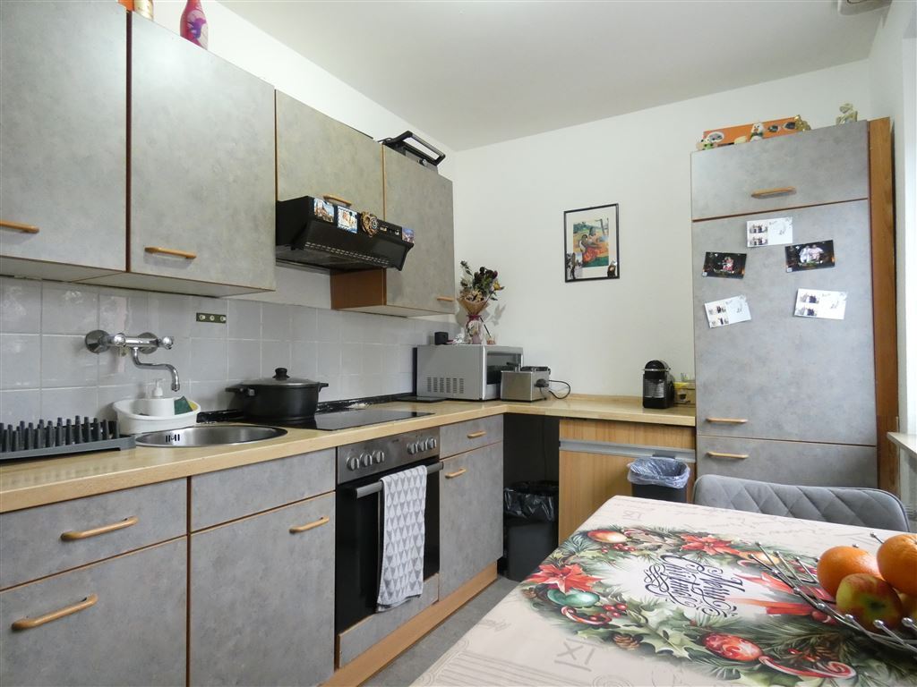 Zentrale Gelegenheit mit Potenzial – Charmante 1-Zimmer-Wohnung mit separater Küche im Herzen von Stein