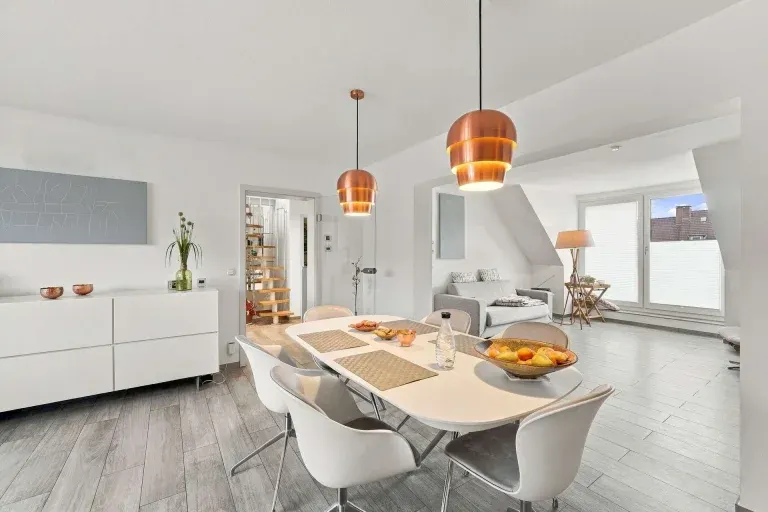 Wohntraum in Essen Rüttenscheid – modernisierte Maisonette Wohnung mit Balkon